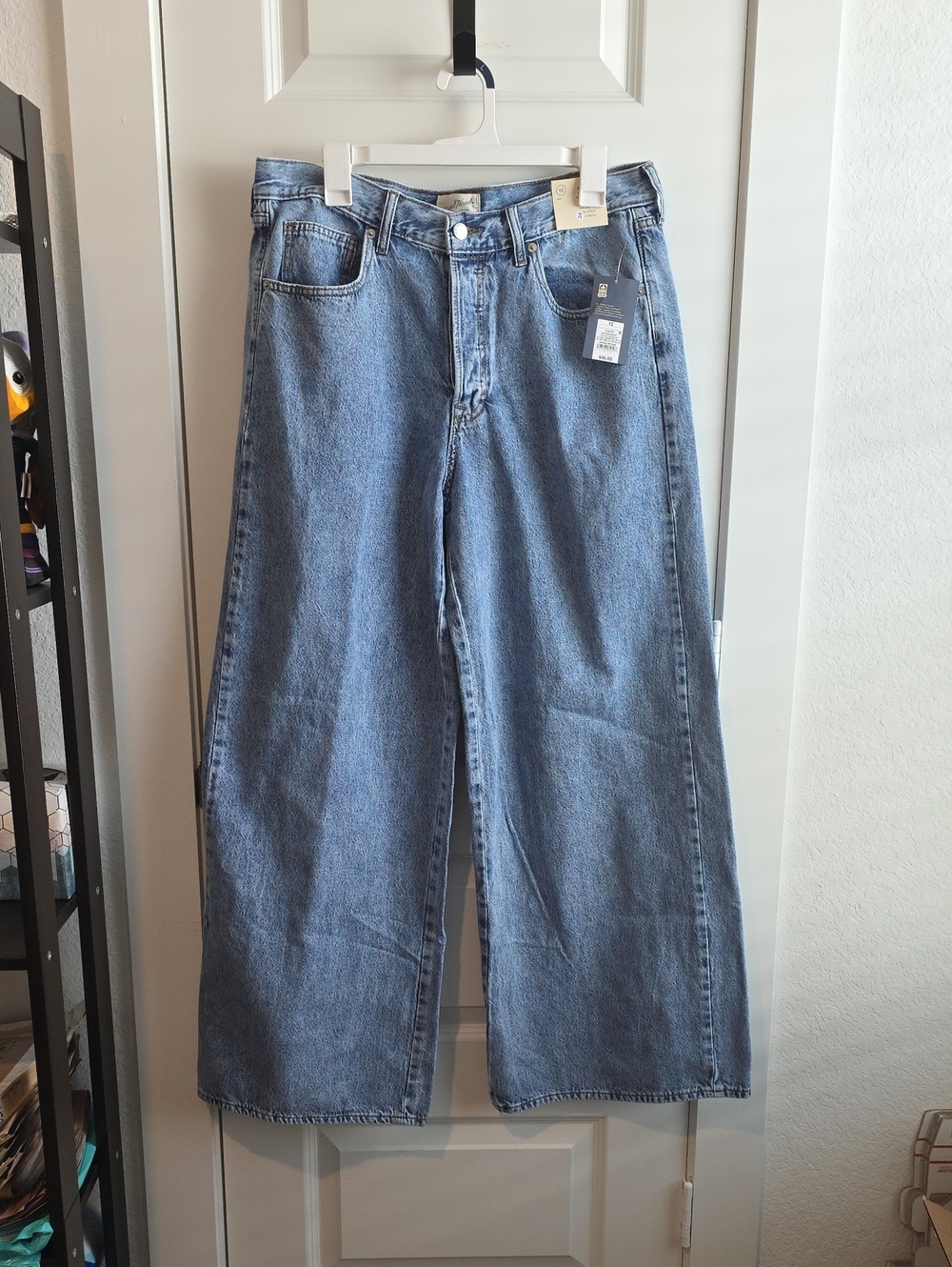 Universal Threads Mid Rise Super Wide Leg Jeans Size 12 G227
